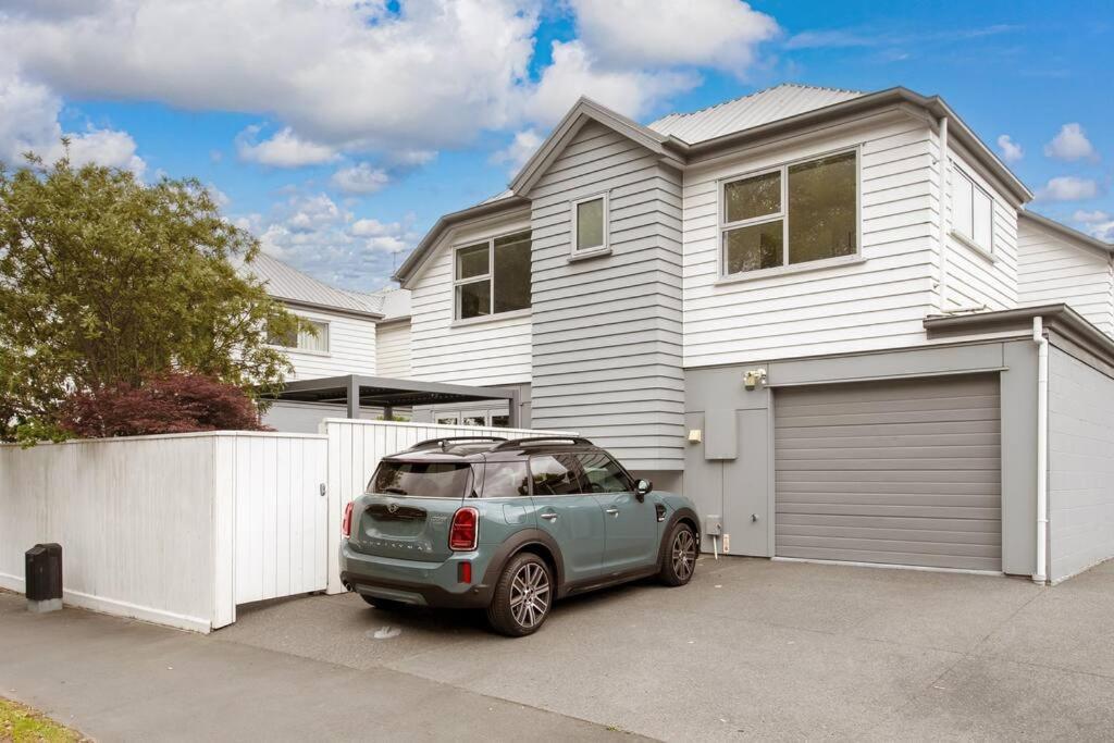 Appartement Convenient Urban Townhouse 2 Carparks Available à Christchurch Extérieur photo